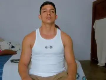 Chaturbate Live Sex Cam of jacob_black21