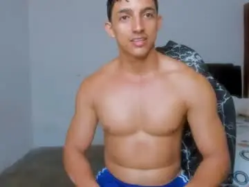 Chaturbate Live Sex Cam of jacob_black21