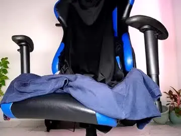 Chaturbate Free Porn Cam of max_jones2