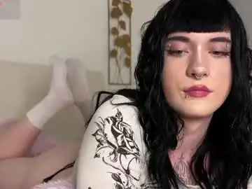 Chaturbate Live Sex Cam of vailyreb