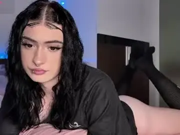Chaturbate Live Sex Cam of vailyreb