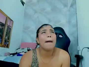 Chaturbate Adult Webcams of ellybloom