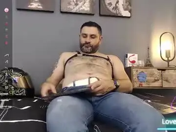 Chaturbate Nude Webcam of jonas_beard1