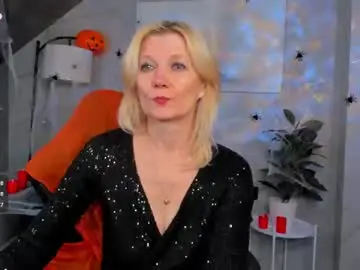 Chaturbate Free Porn Cam of julie_lucasss