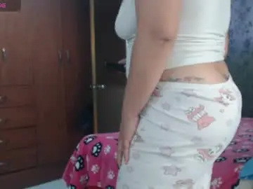 Chaturbate Best live sex cam show of miia_big1boobs