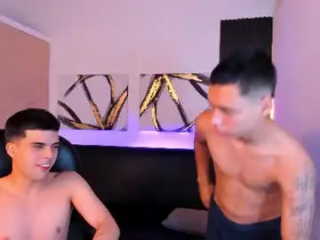 Chaturbate Live Sex of wallen_house
