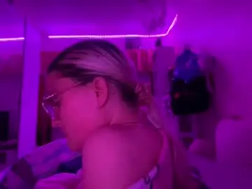 Chaturbate Sex Chat of baddieprettypussy