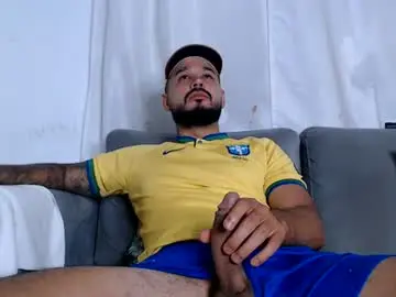 Chaturbate Adult Video Chat of handsomen69