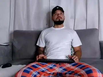 Chaturbate Sex Chat of handsomen69