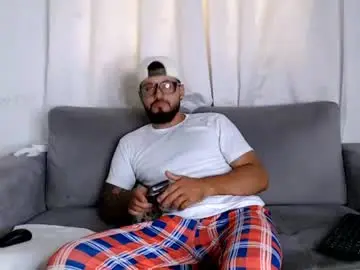 Chaturbate Nude Webcam of handsomen69