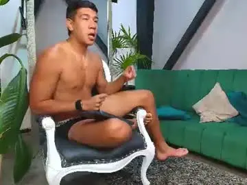 Chaturbate Live Sex Cam of luca_valencia