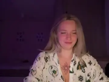 Chaturbate Sex Chat of moonlit_kiss_