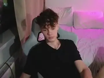 Chaturbate Watch Live Sex Cams of cute_thomas
