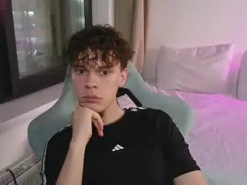 Chaturbate Best live sex cam show of cute_thomas