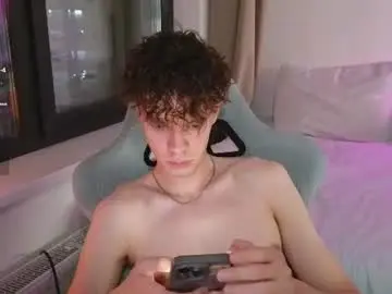 Chaturbate Adult Webcam of cute_thomas
