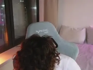 Chaturbate Free Porn Cam of cute_thomas