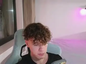 Chaturbate Live Porn of cute_thomas