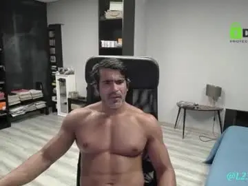 Chaturbate Free Porn Cam of latino23bom