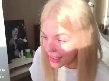 Chaturbate Sex Cam of maya_blonde18