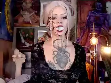 Chaturbate Best live sex cam show of averni_