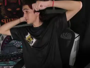 Chaturbate Live Sex Cam of halan_jr