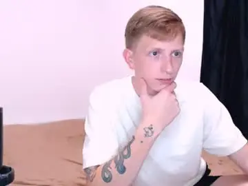Chaturbate Live Sex Cam of julsweet
