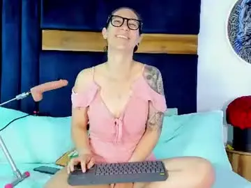 Chaturbate Watch Live Sex Cams of kissingcobank