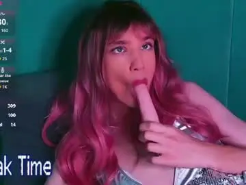 Chaturbate Live Sex Cam of translustybabe