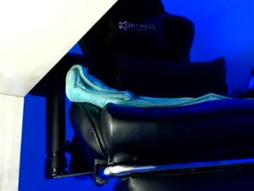 Chaturbate Adult Webcam of woondeer17