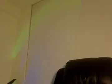 Chaturbate Live Sex Cam of benicio03