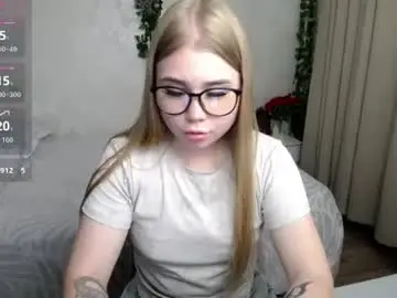 Chaturbate Free Porn Cam of cassandra_shy
