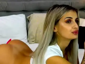 Chaturbate Sex Cam of miacharm1