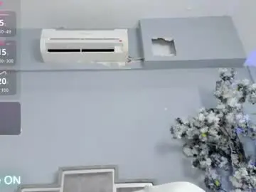 Chaturbate Free Porn Cam of nahomycarterr