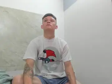 Chaturbate Sex Cam of robinlion91