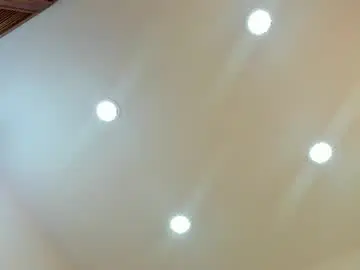 Chaturbate Live Sex Cam of sarita_loven
