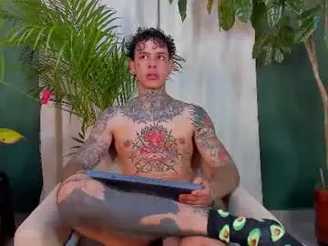 Chaturbate Free Porn Cam of aron_ford