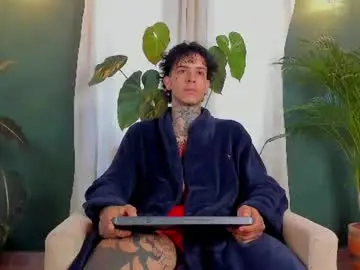 Chaturbate Live Sex of aron_ford