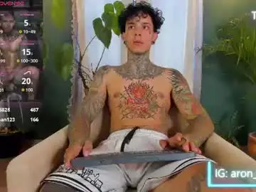 Chaturbate Watch Live Sex Cams of aron_ford