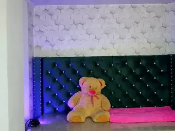 Chaturbate Live Porn of diamondfox_m
