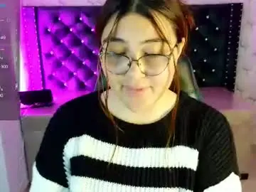 Chaturbate Best live sex cam show of diamondfox_m