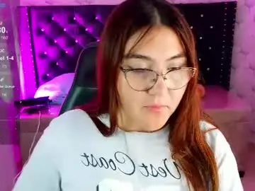 Chaturbate Best live sex cam show of diamondfox_m