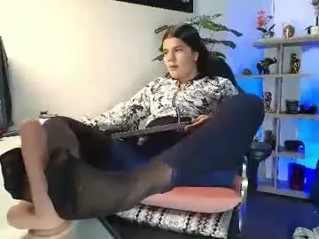 Chaturbate Watch Live Sex Cams of antonellariu