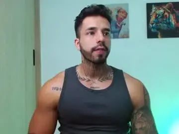 Chaturbate Nude Webcam of darius_phoenix