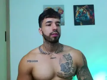 Chaturbate Sex Chat of darius_phoenix