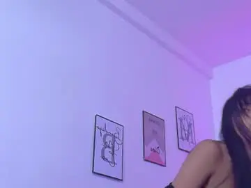 Chaturbate Sex Cam of littlee_emilyy_