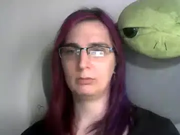 Chaturbate Live Sex Cam of lucia_xi