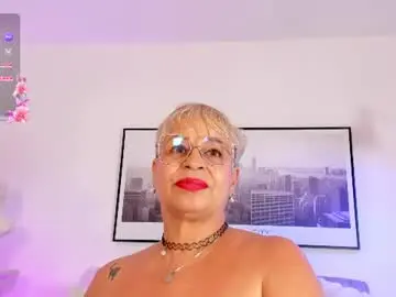 Chaturbate Live Sex of lucy_milf_68