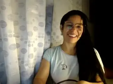 Chaturbate Live Sex Cam of queenvictoria2023