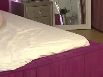 Chaturbate Live Sex of selenavelvet_