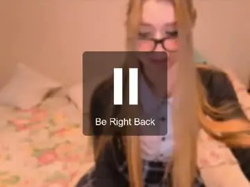 Chaturbate Watch Live Sex Cams of shyberrynelly